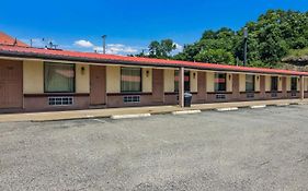 Econo Lodge Pittsburgh I-79